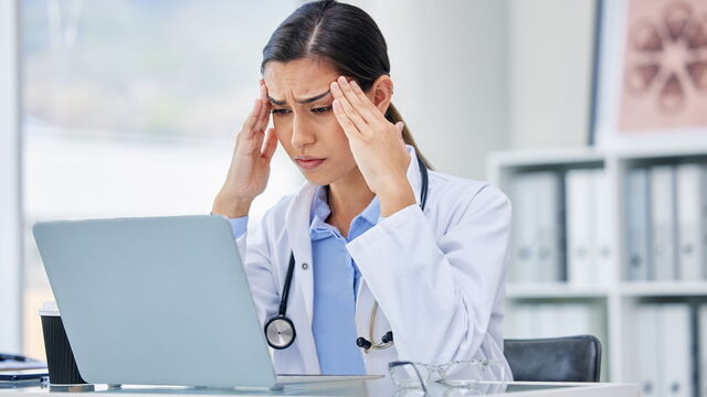 Bild zum Artikel„Am Rand des Zusammenbruchs: Warum unser Gesundheitssystem seine Ärzt:innen krank macht“