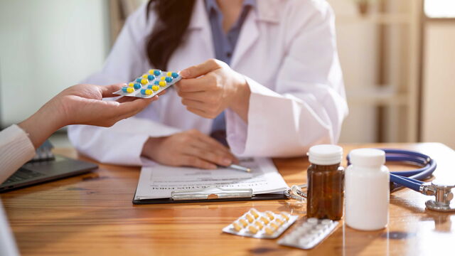 Bild zum Artikel„Absetzen von Antidepressiva: Sanft mit Support so gut wie Weitermachen“